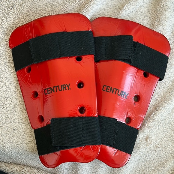 Century Martial Arts shin pads, adult small, red, excellent condition, no odour - Picture 2 of 8